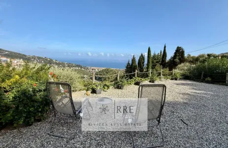 Villa Til salgs 17021 ALASSIO IT